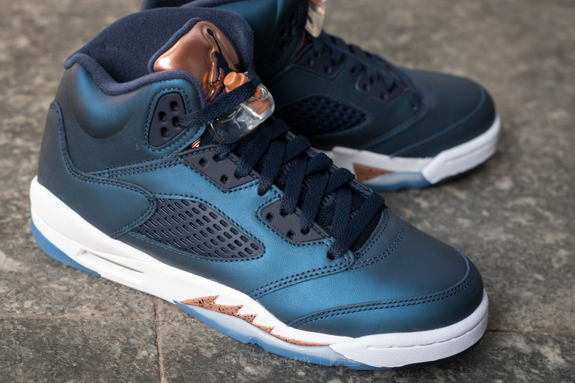 Jordan 5 hotsell obsidian