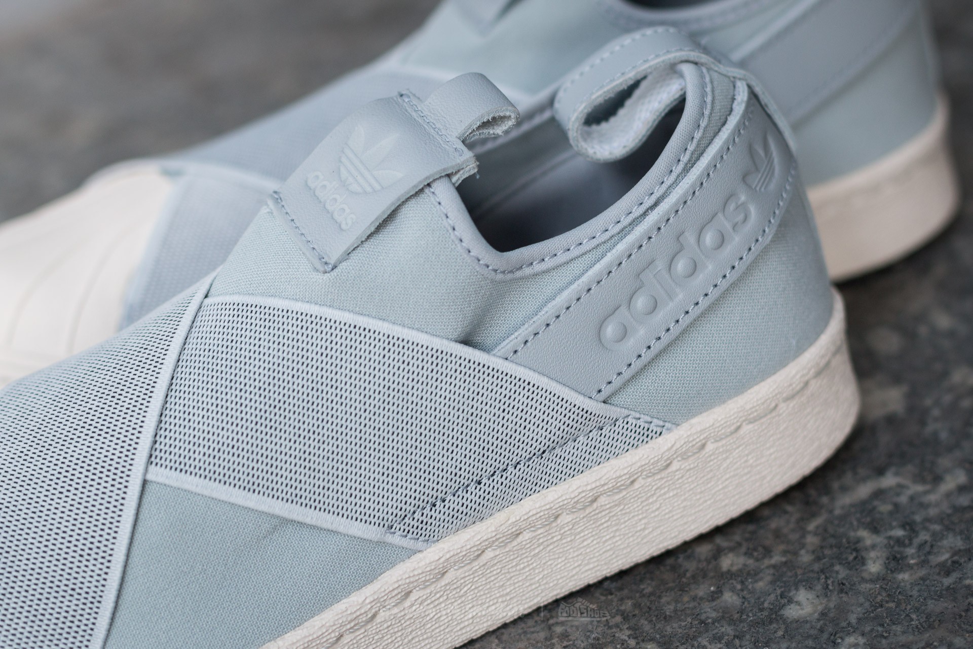 Adidas superstar slip on pastel 2025