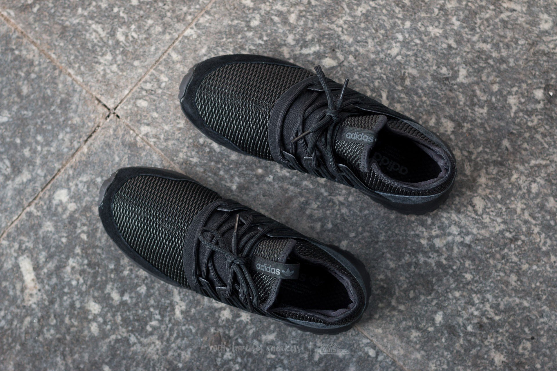 Herenschoenen adidas Tubular Radial Core Black Core Black Dark
