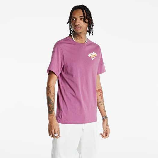 Bordeaux color sales nike shirt