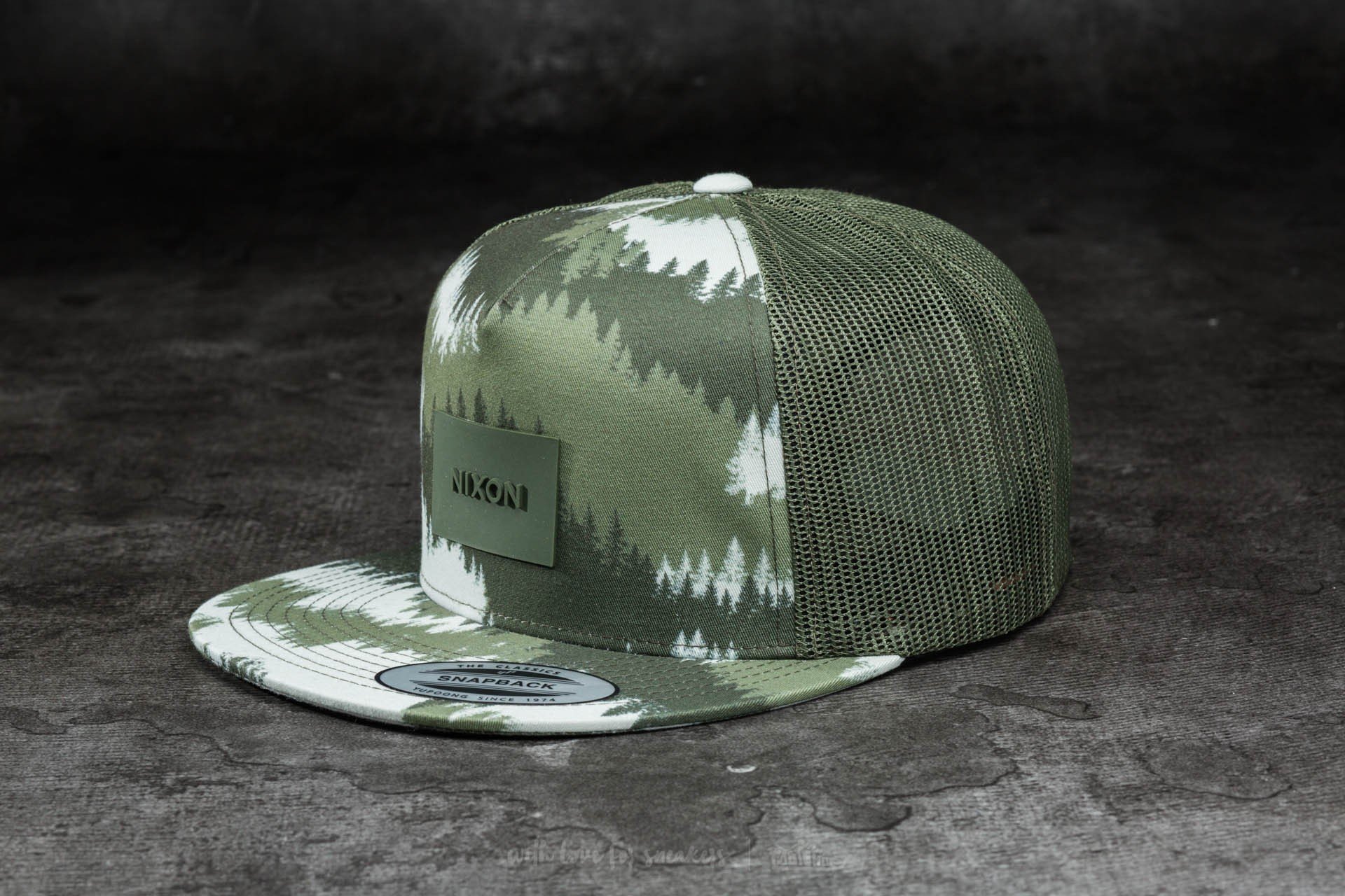 Nixon deals camo hat