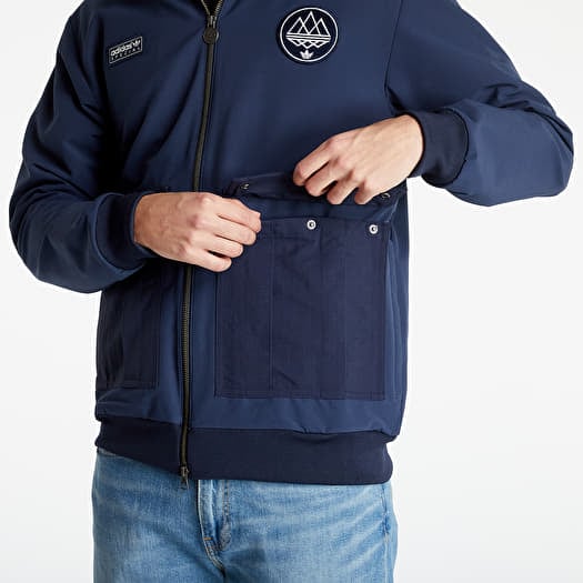Adidas store spezial top