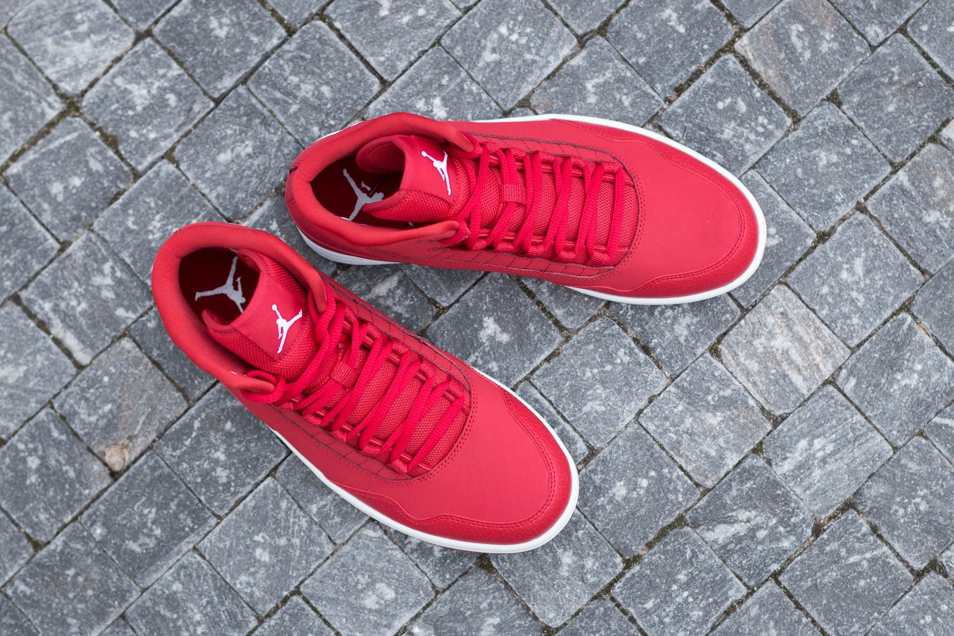 Jordan executive outlet gym red