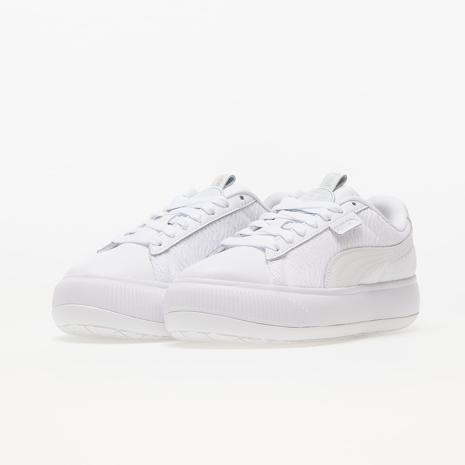 Puma suede platforms on sale in white with embrodiery