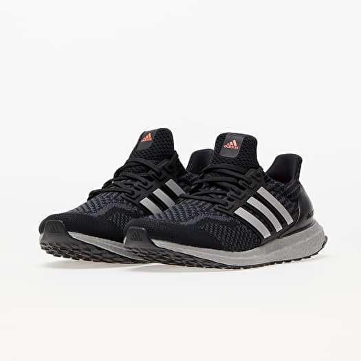 adidas UltraBOOST 5.0 DNA