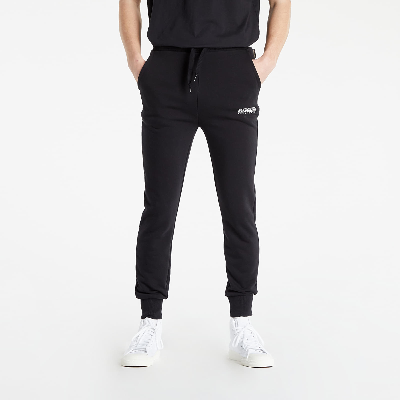 Pantaloni și blugi Napapijri M-Box 1 Black