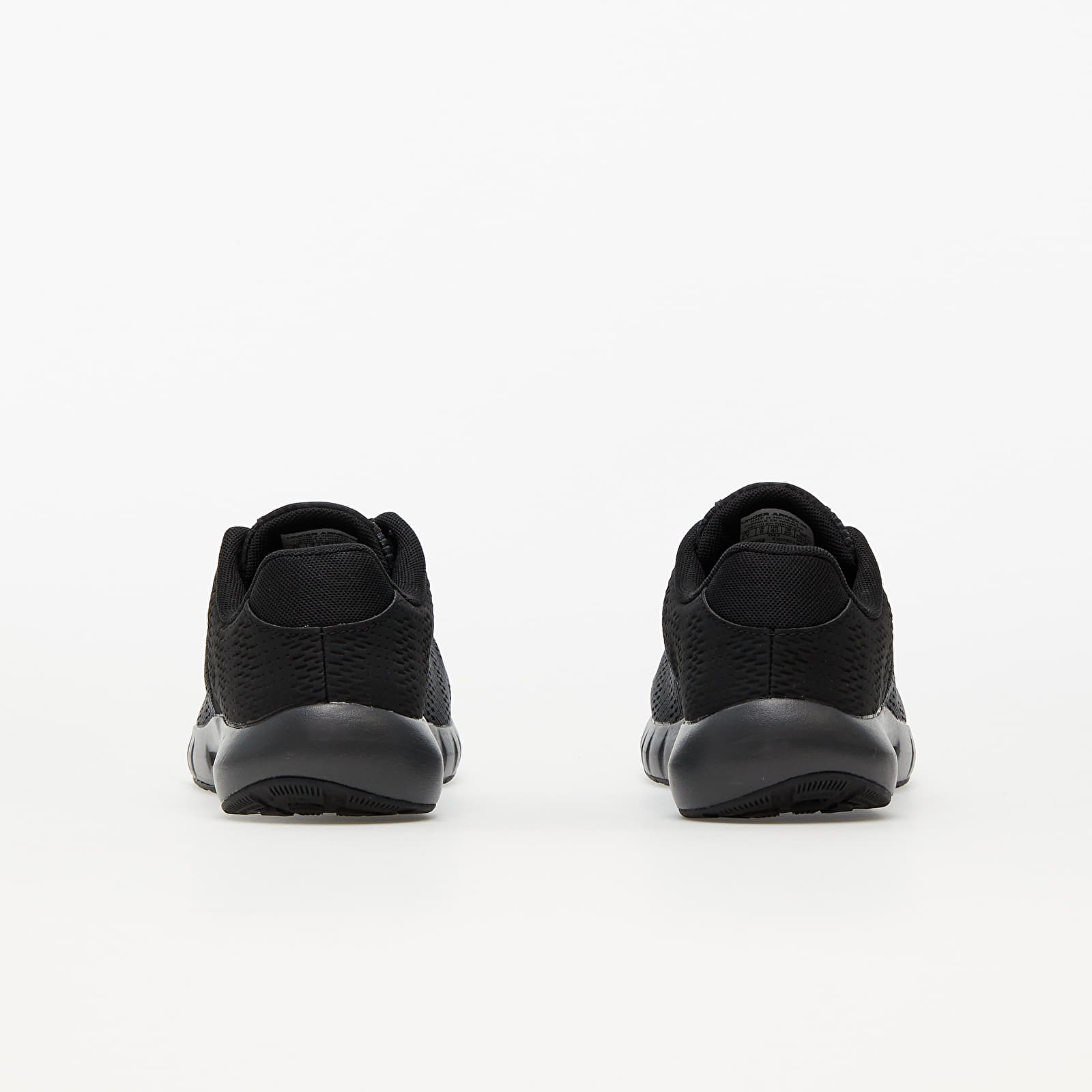 Kids' sneakers and shoes Under Armour GS Pursuit BP Black