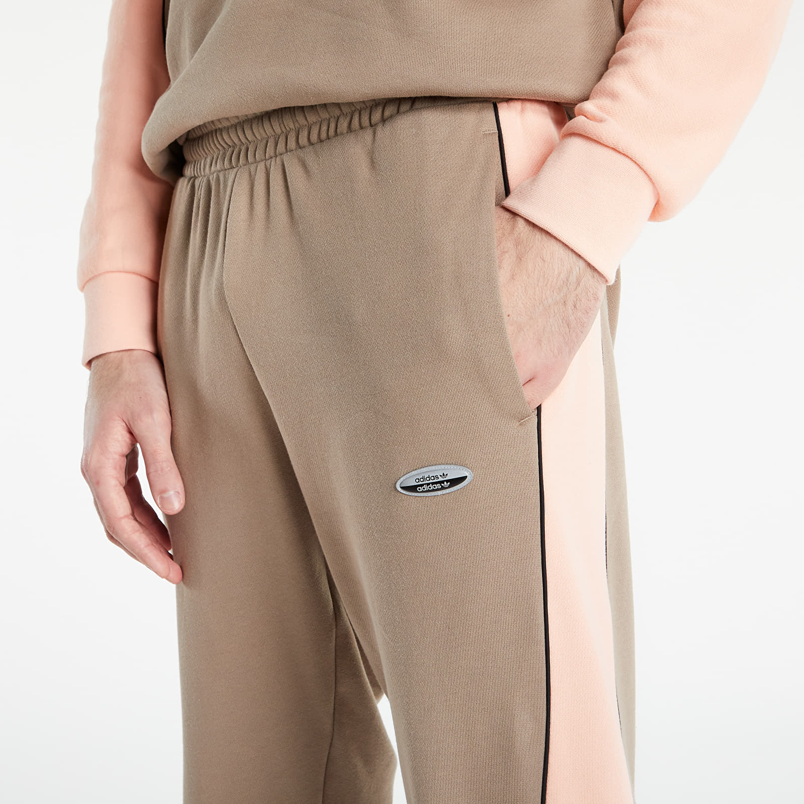 Adidas ryv shop sweatpants women's
