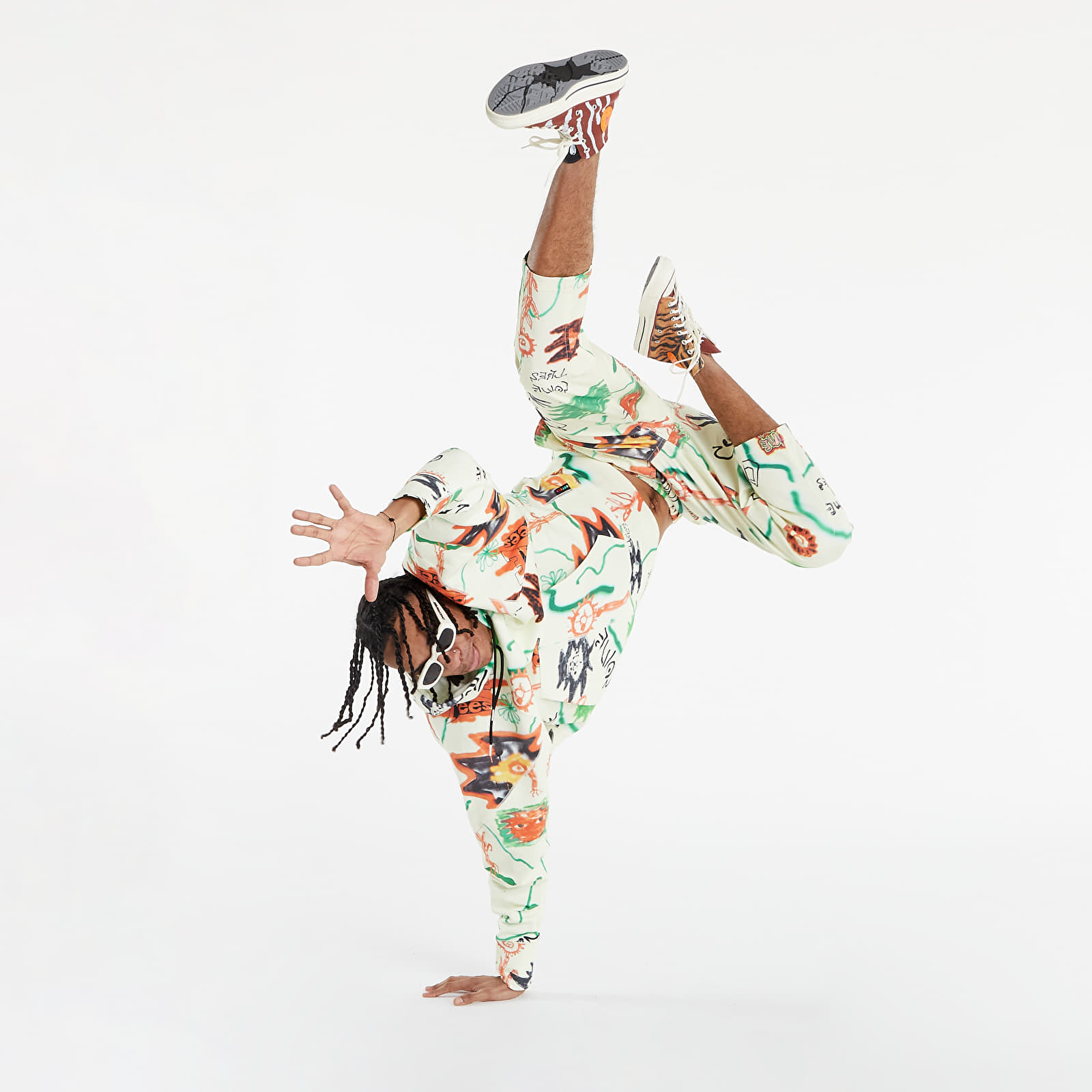 Sweatshirts Converse x Come Tees Triangle Hoodie Floral