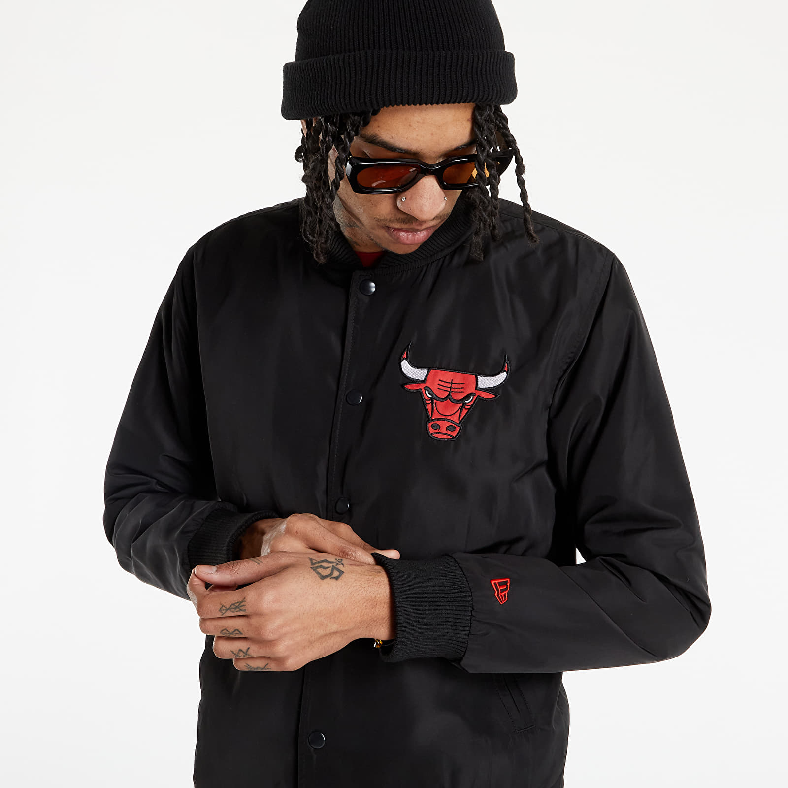 New era hot sale bulls jacket