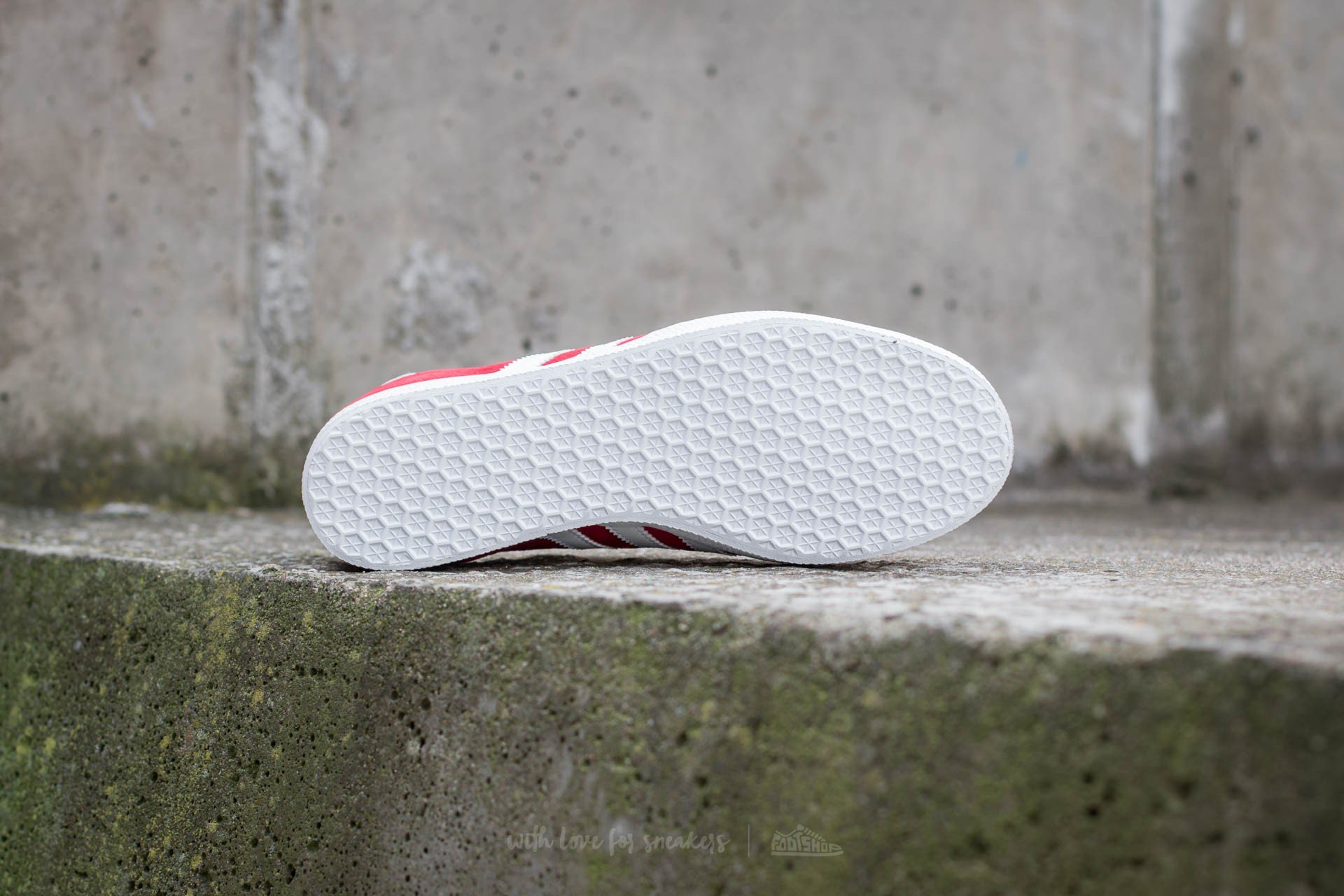 Scarpe uomo adidas Gazelle Power Red/ White/ Gold Metallic