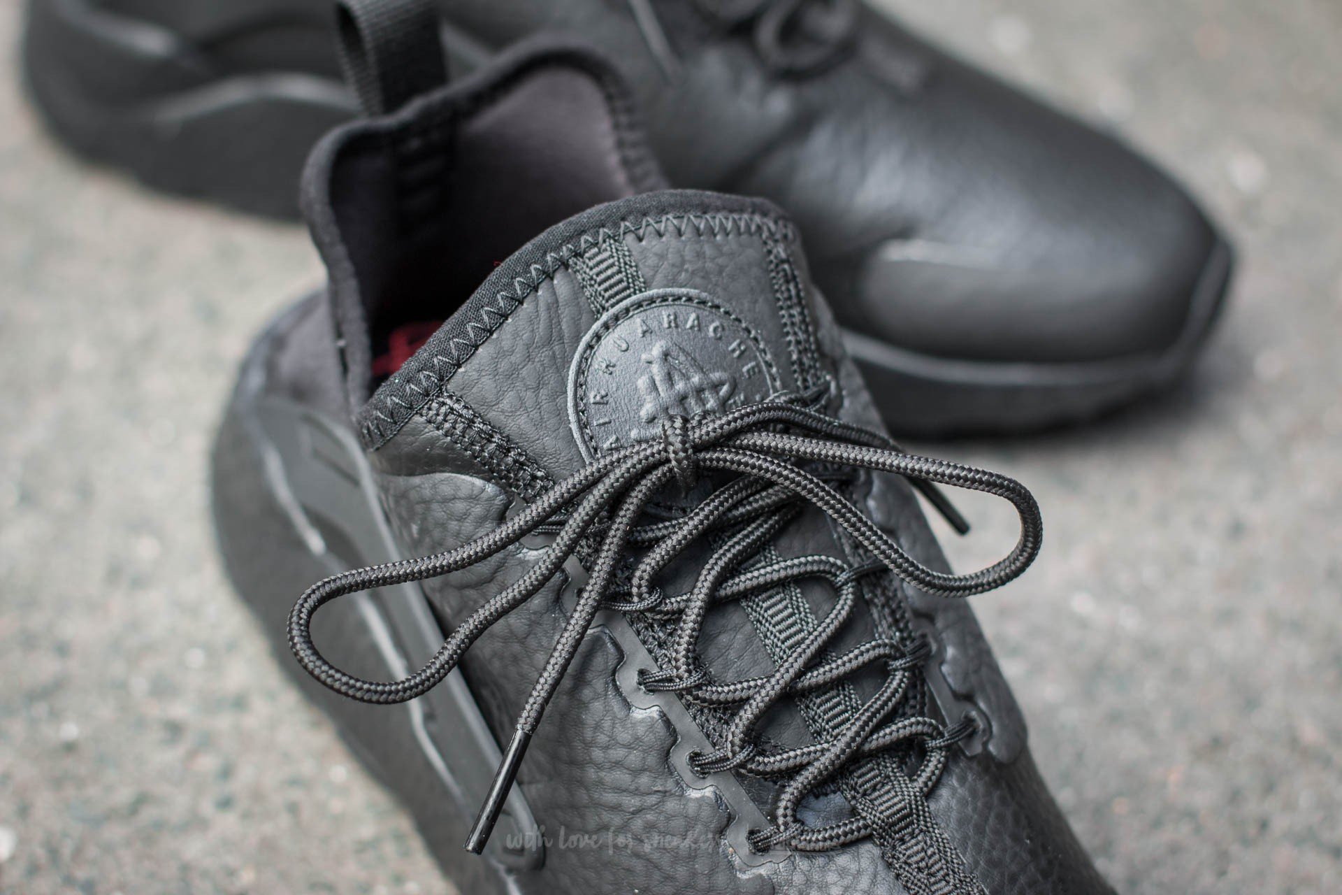 Women's shoes Nike W Air Huarache Run Ultra Premium Black/ Black