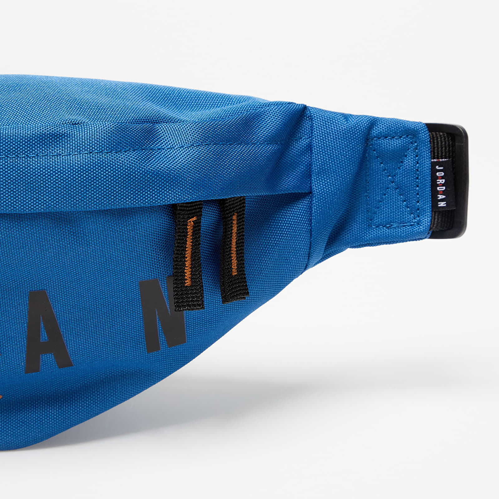 Blue jordan hotsell fanny pack