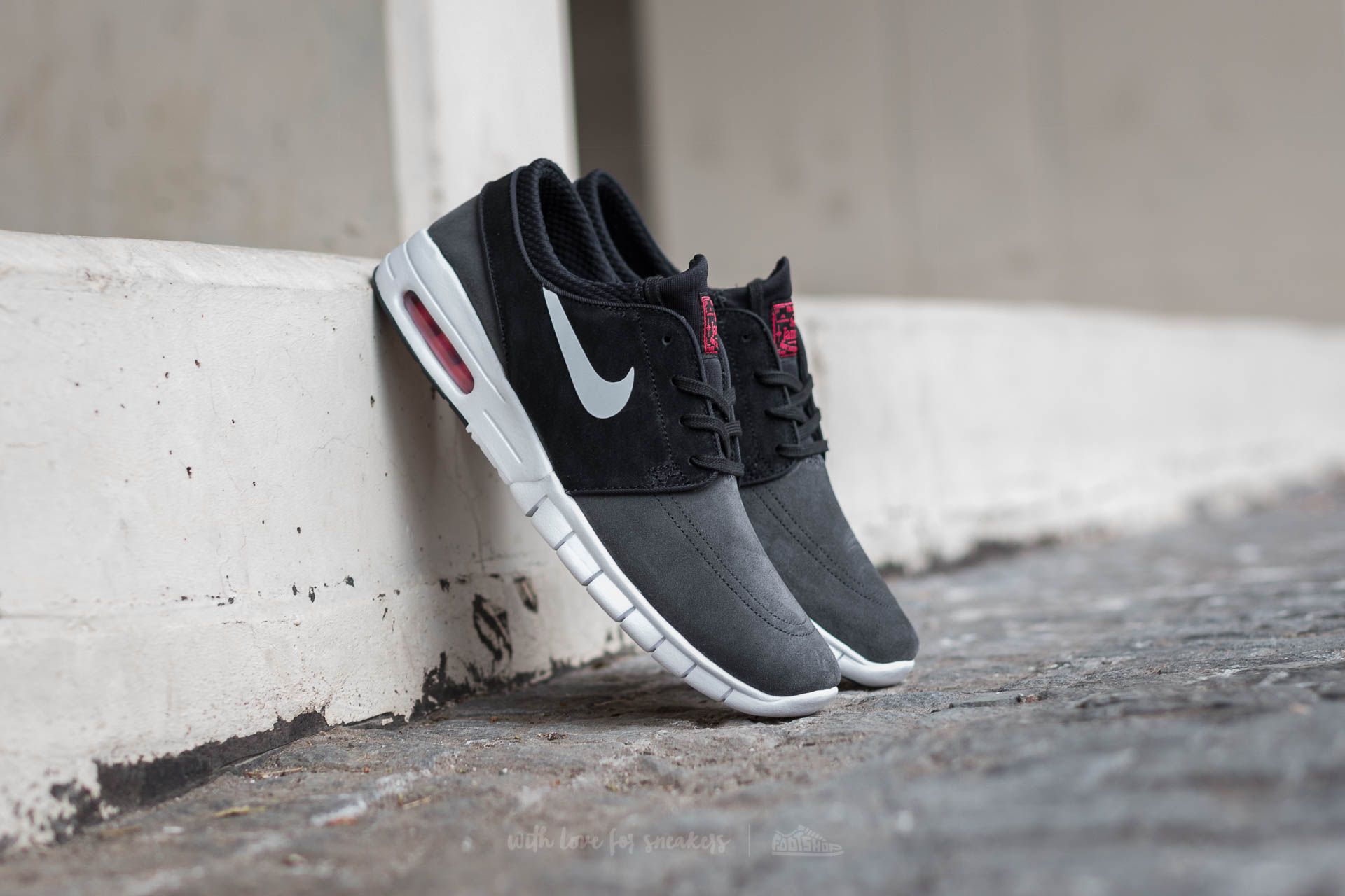 Nike stefan janoski black red store