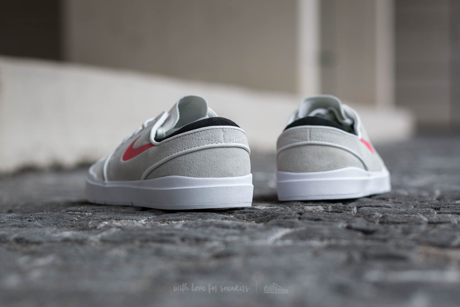 Încălțăminte și sneakerși pentru bărbați Nike Stefan Janoski Hyperfeel XT Summit White/ Ember Glow-Black