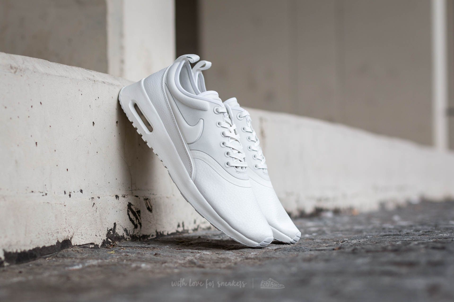 Women s shoes Nike W Air Max Thea Ultra Premium Summit White Summit White Footshop