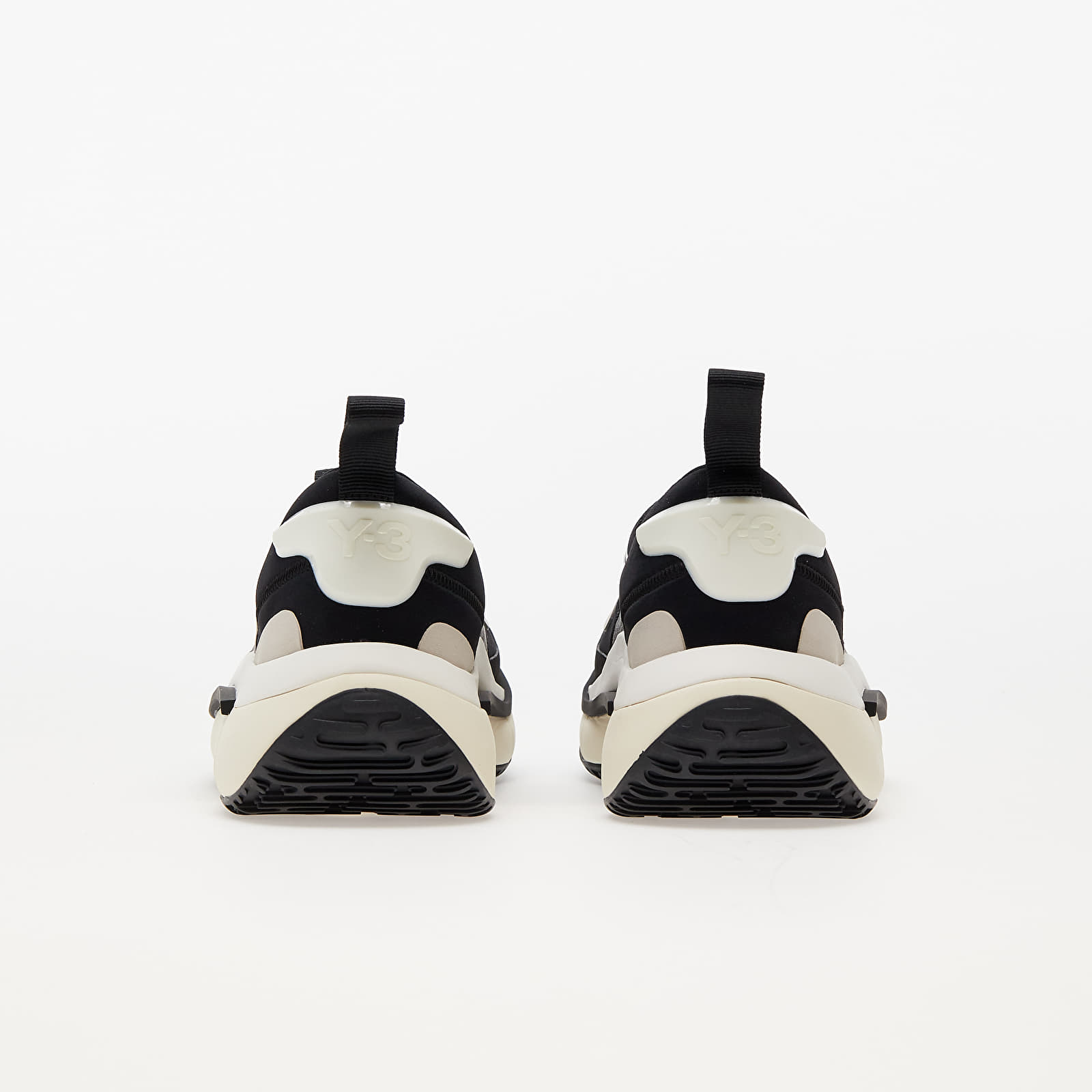 Ανδρικά παπούτσια Y-3 Qisan Cozy Black/ Core White/ Chalk Pearl