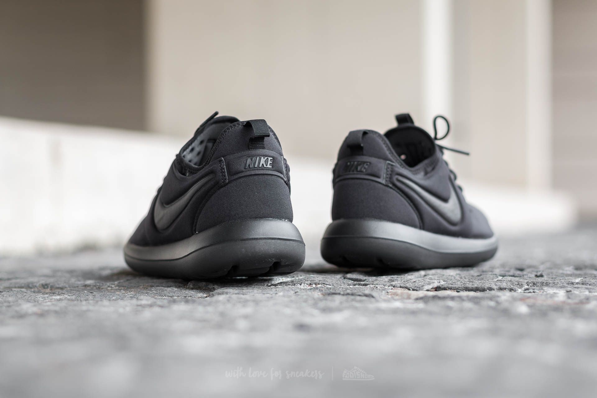 Roshe two on feet sale