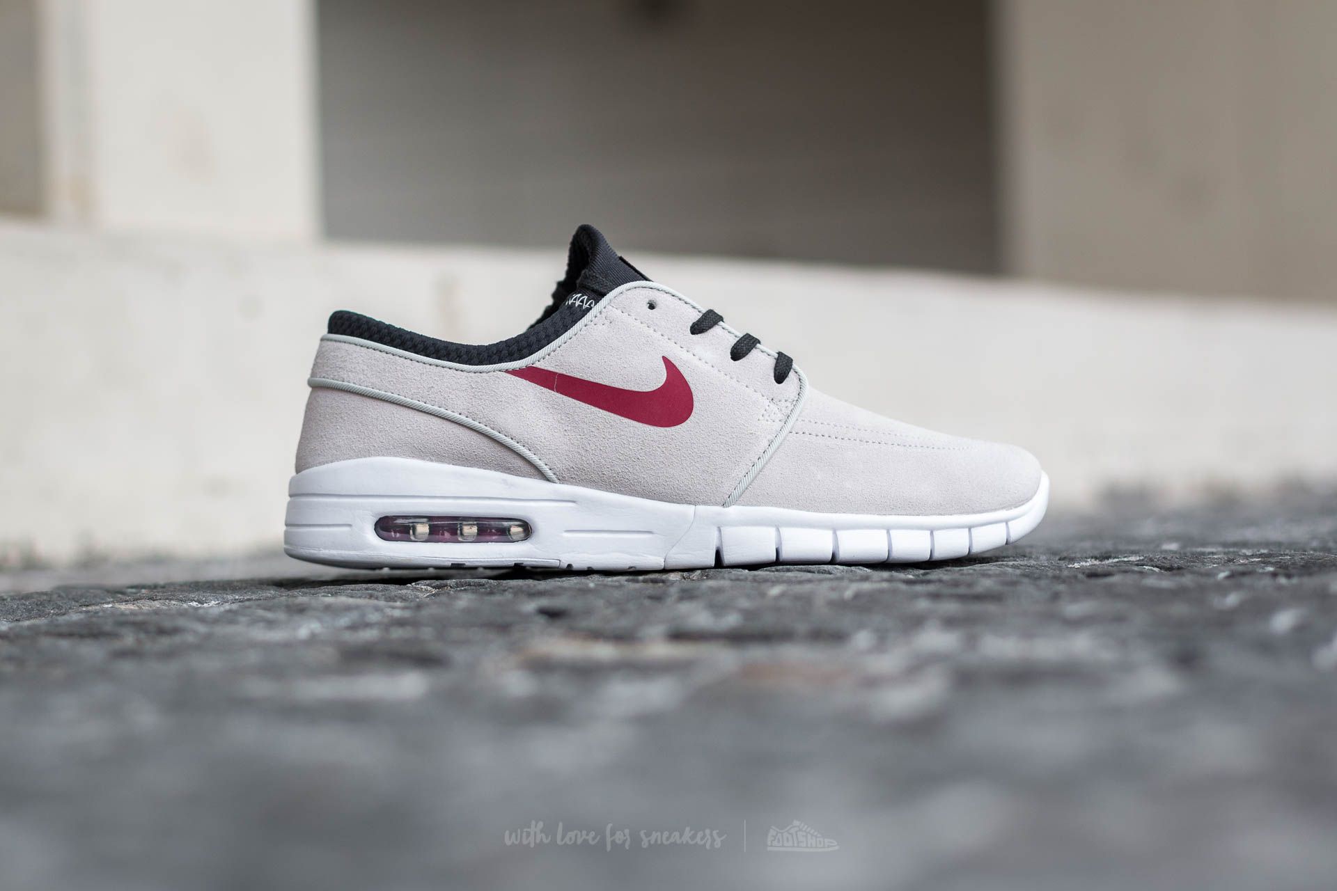 Men s shoes Nike Stefan Janoski Max L Light Bone Team Red Black White Footshop