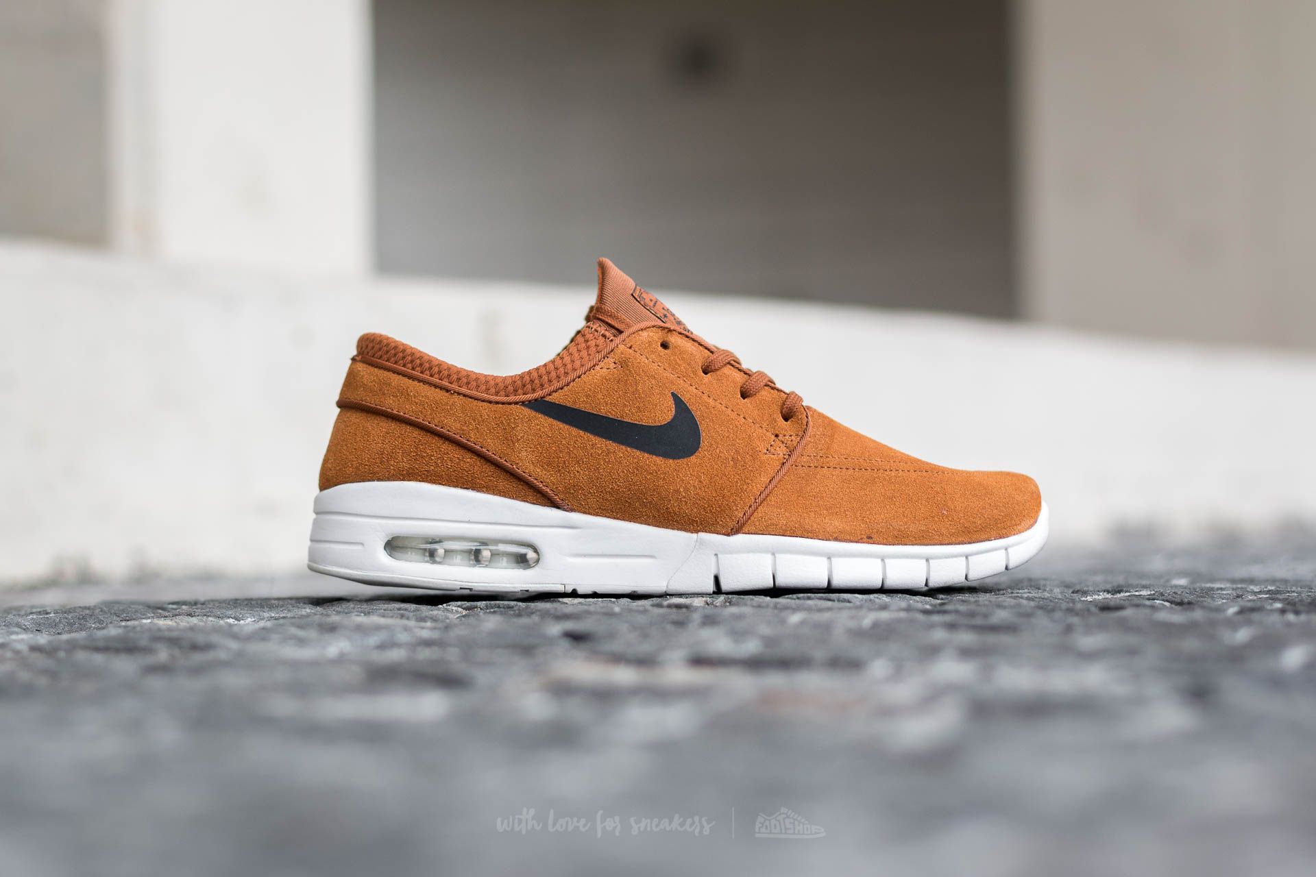 Nike sb stefan janoski max hotsell suede hazelnut