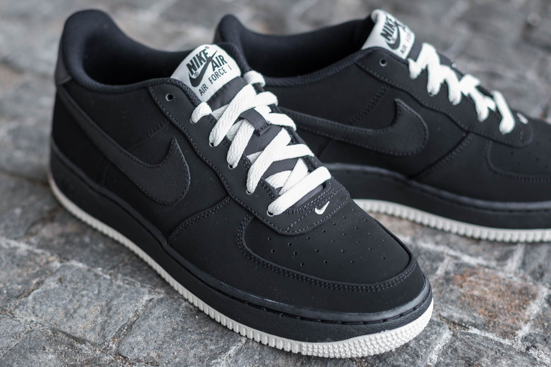 Women s shoes Nike Air Force 1 GS Black Black Sail Footshop