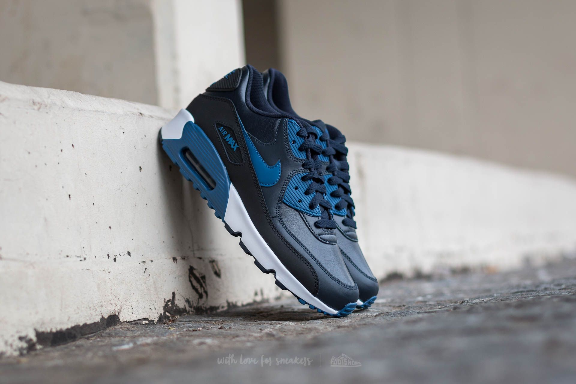 Damen Sneaker und Schuhe Nike Air Max 90 Leather GS Dark Obsidian Court Blue Black White Footshop