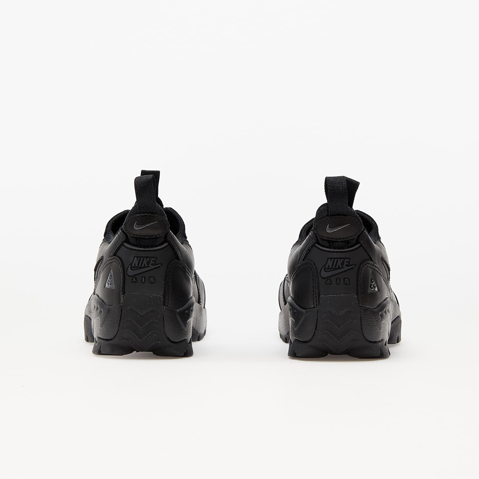 Încălțăminte și sneakerși pentru bărbați Nike ACG Air Mada Black/ Anthracite