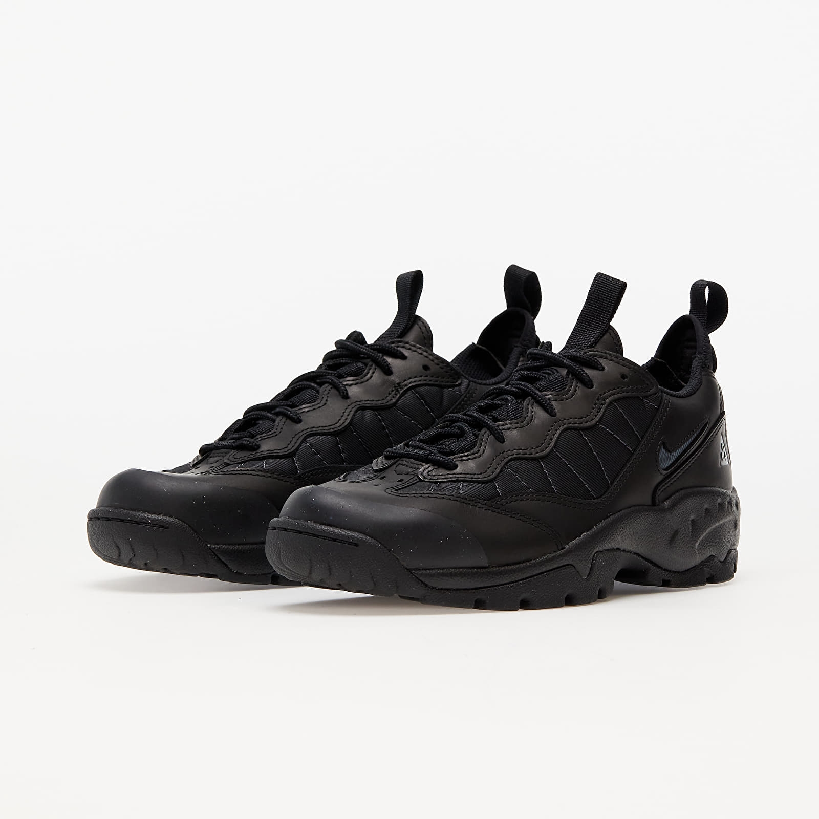 Încălțăminte și sneakerși pentru bărbați Nike ACG Air Mada Black/ Anthracite