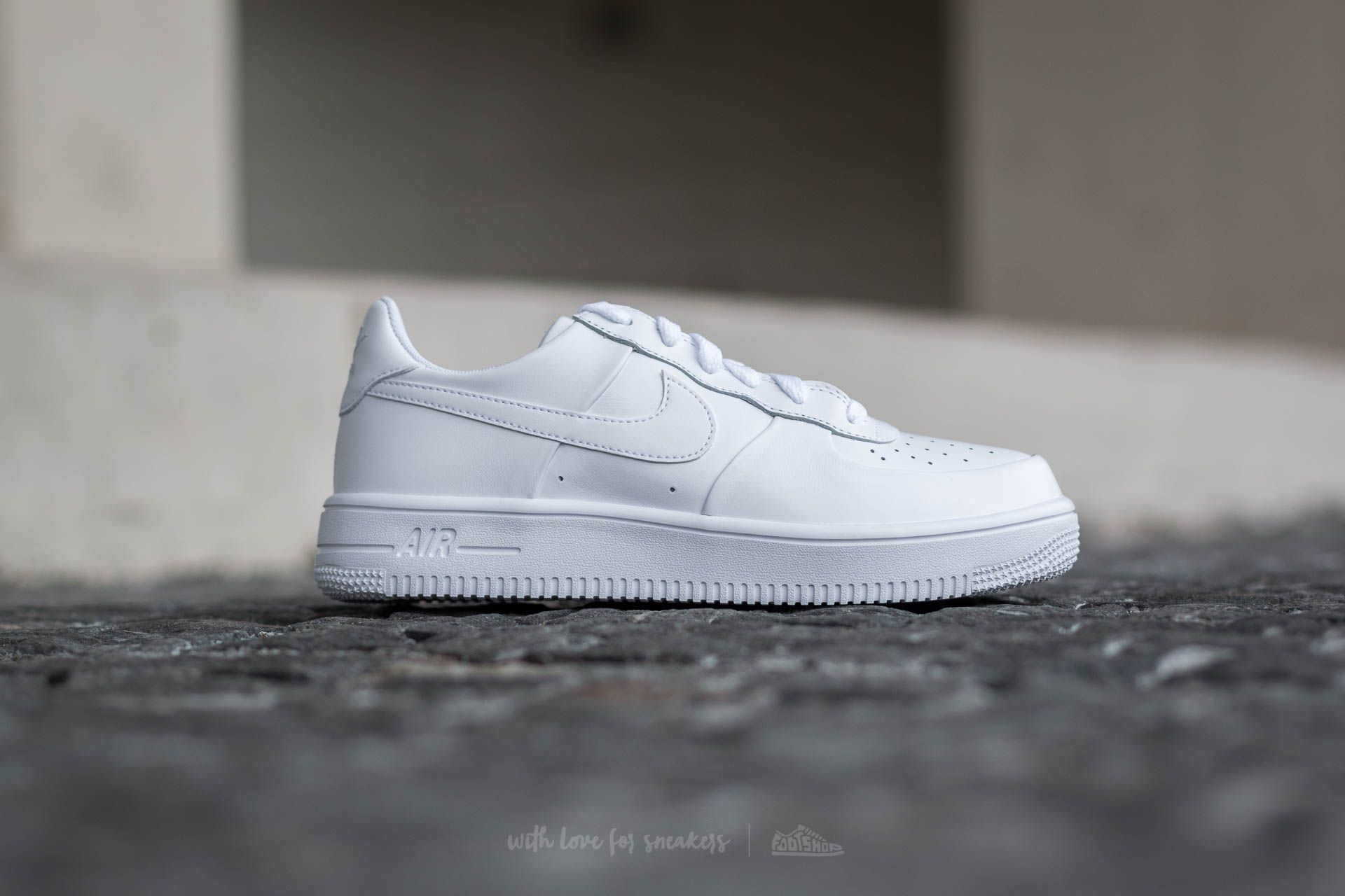 Women s shoes Nike Air Force 1 Ultraforce GS White White White Footshop