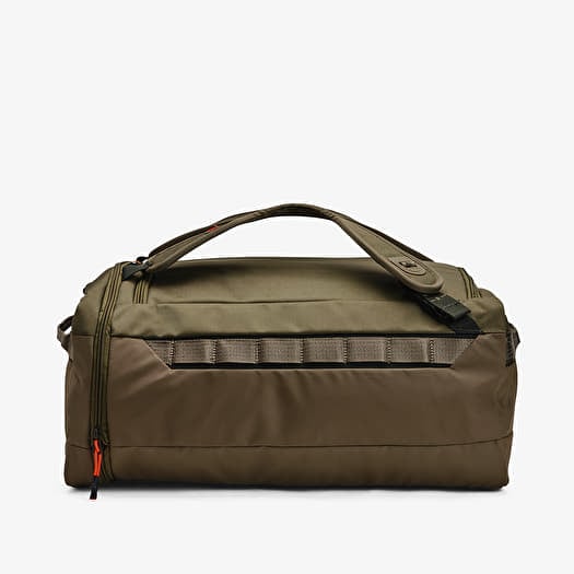 Triumph duffle bag deals