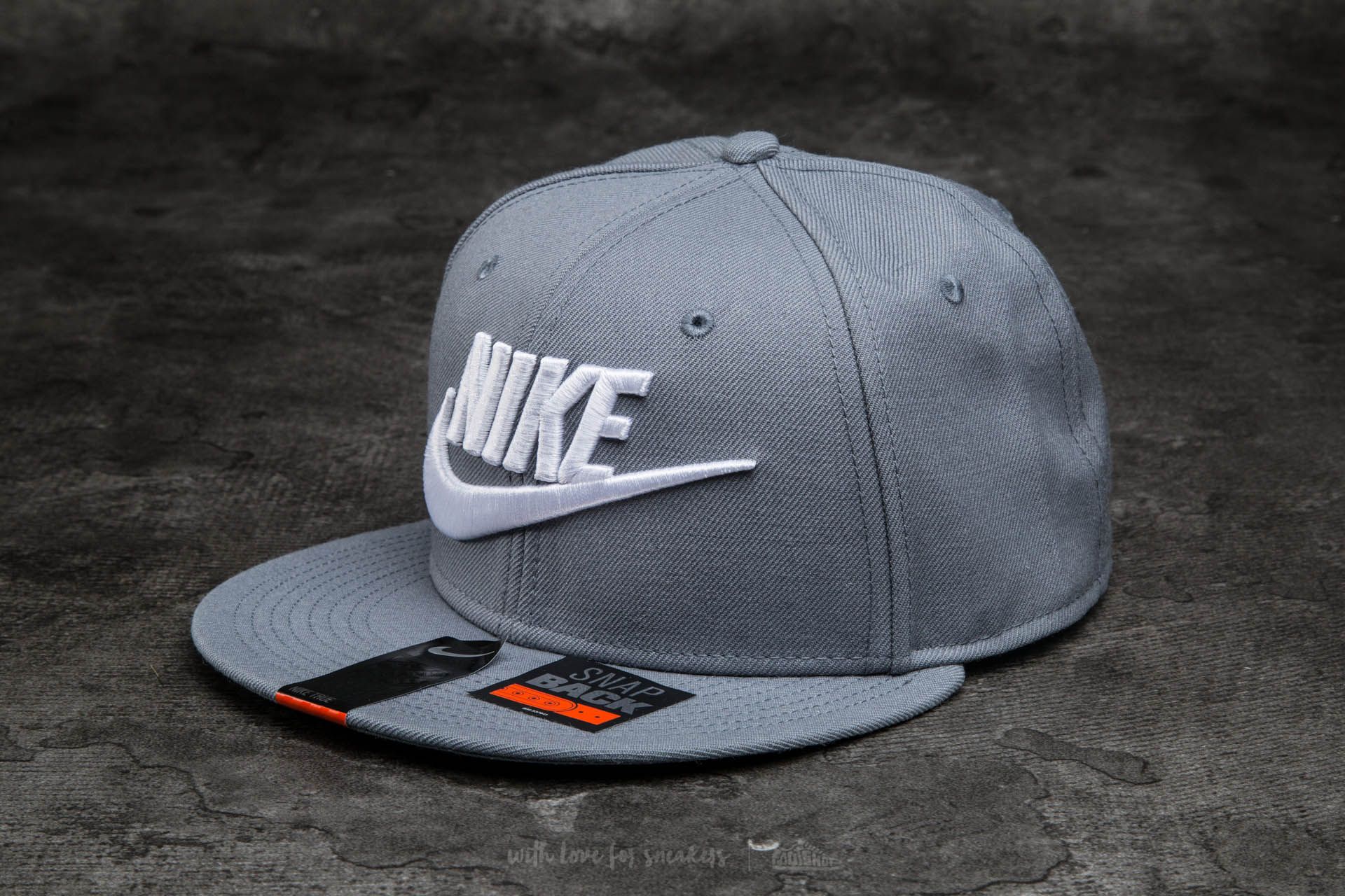 Nike futura true 2 snapback discount