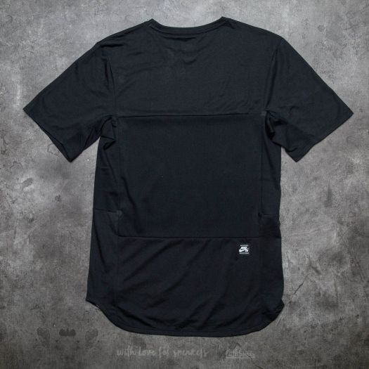 T Shirts and shirts Nike SB Skyline Dri Fit Cool GFX Short Sleeve Tee Black White Footshop