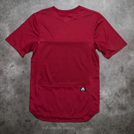 T shirts Nike SB Skyline Dri Fit Cool GFX Short Sleeve Tee Dark Cayenne Black Footshop