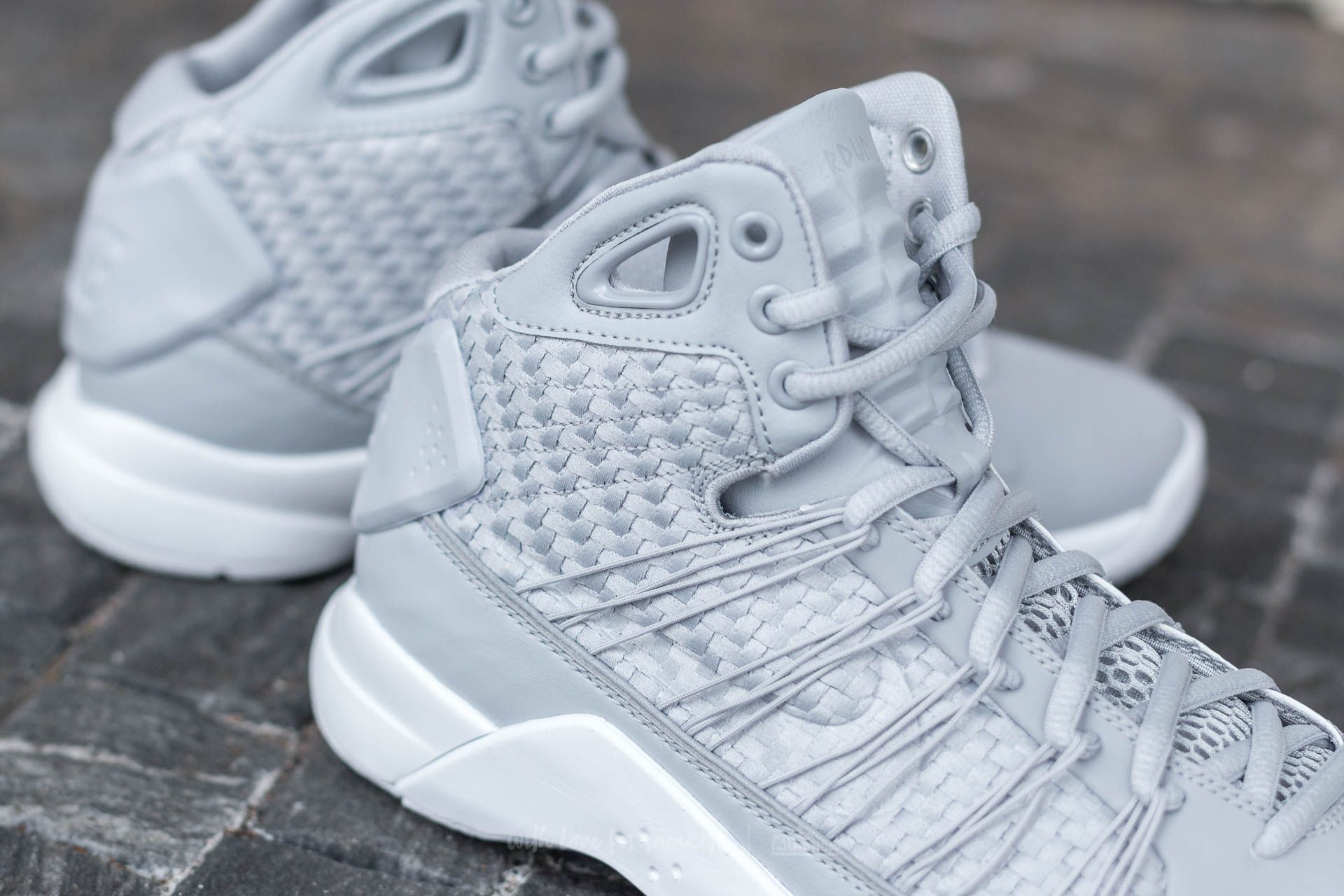 Men s shoes Nike Hyperdunk Lux Wolf Grey Wolf Grey White Footshop