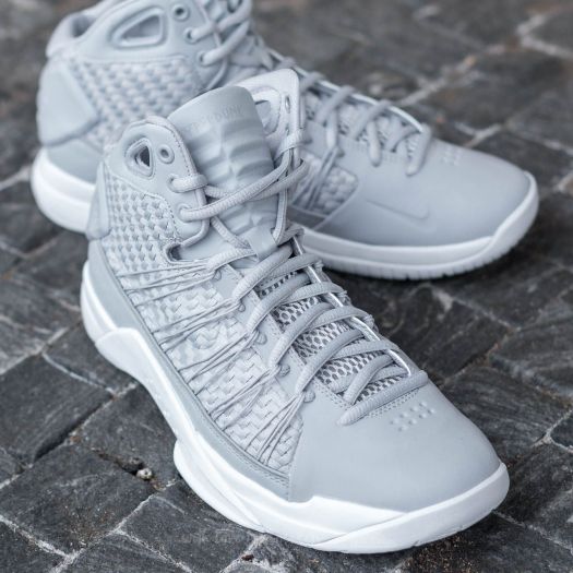 Nike Hyperdunk Lux