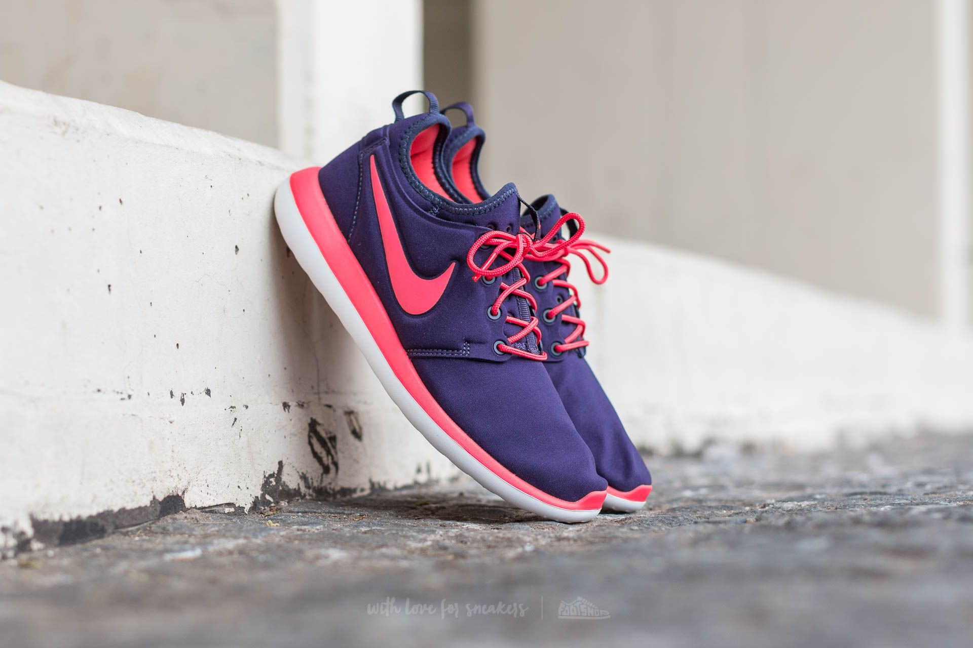 Zapatillas mujer Nike Roshe Two GS Purple Dynasty Ember Glow