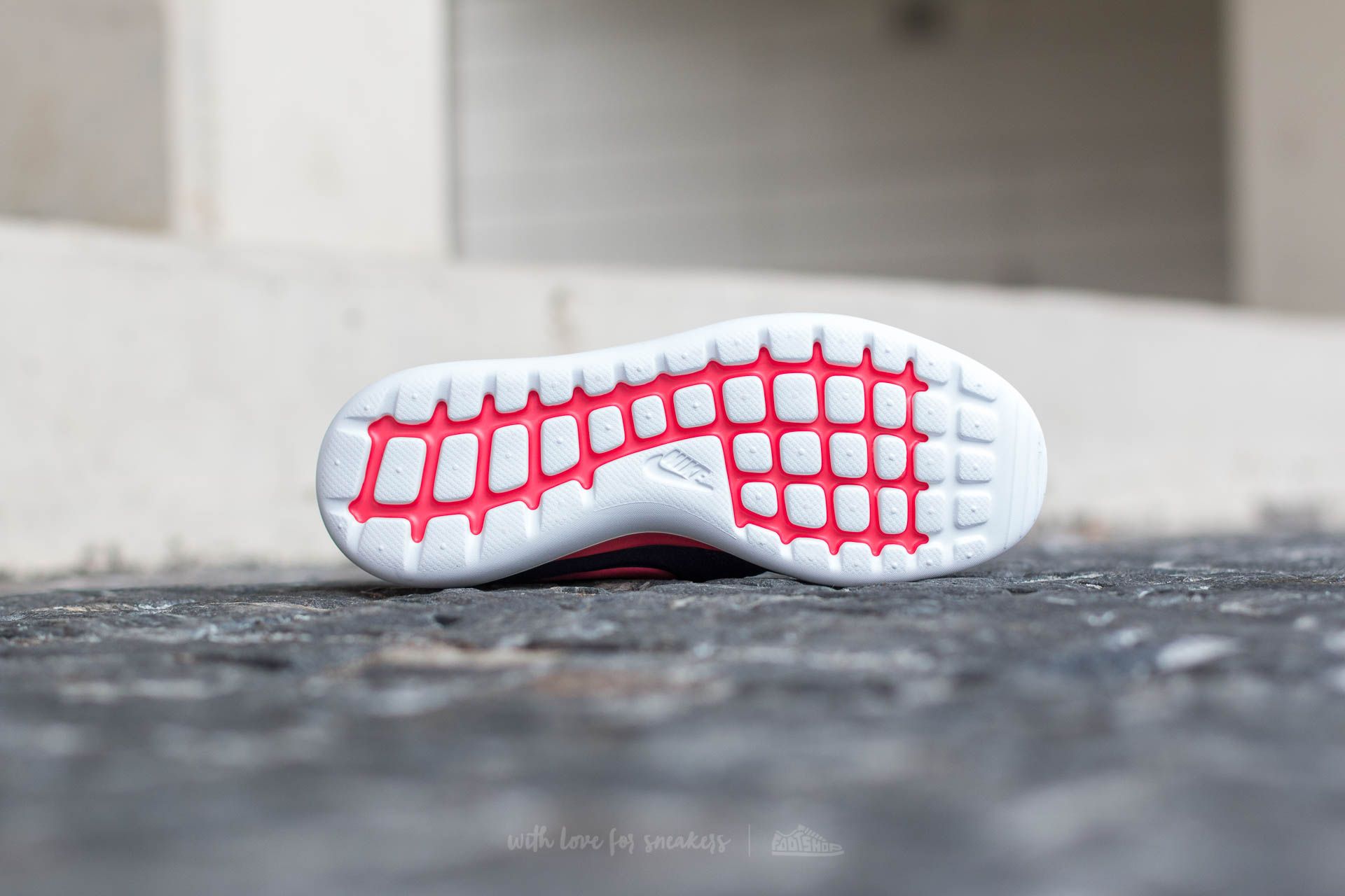 Roshe 2 sole shop