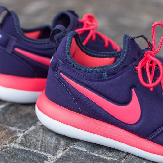Chaussures et baskets femme Nike Roshe Two GS Purple Dynasty Ember Glow Footshop