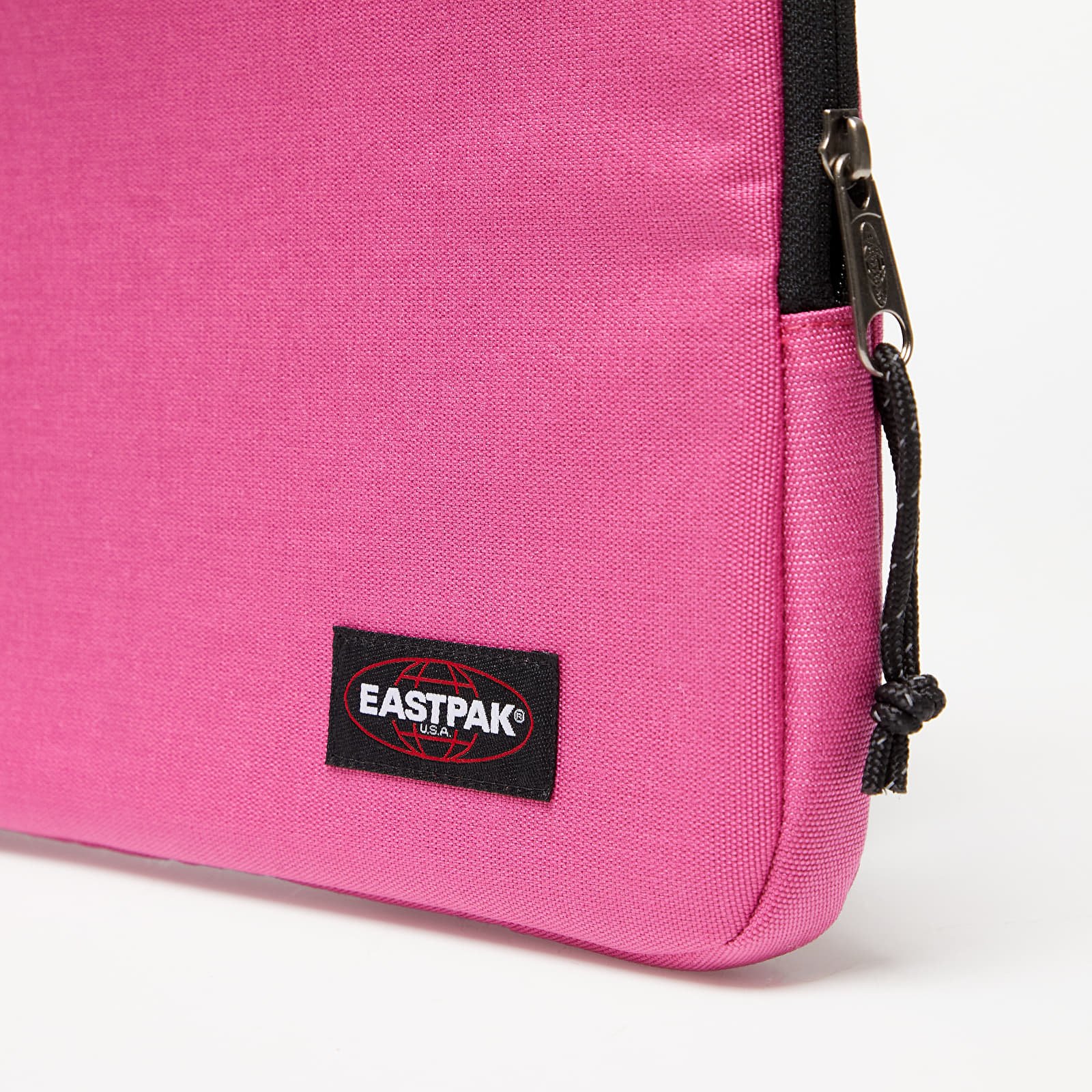Púzdra EASTPAK Blanket M Pink Escape