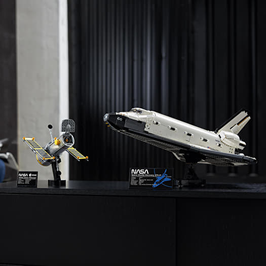 LEGO® kits LEGO®️ ICONS 10283 NASA Space Shuttle Discovery Footshop