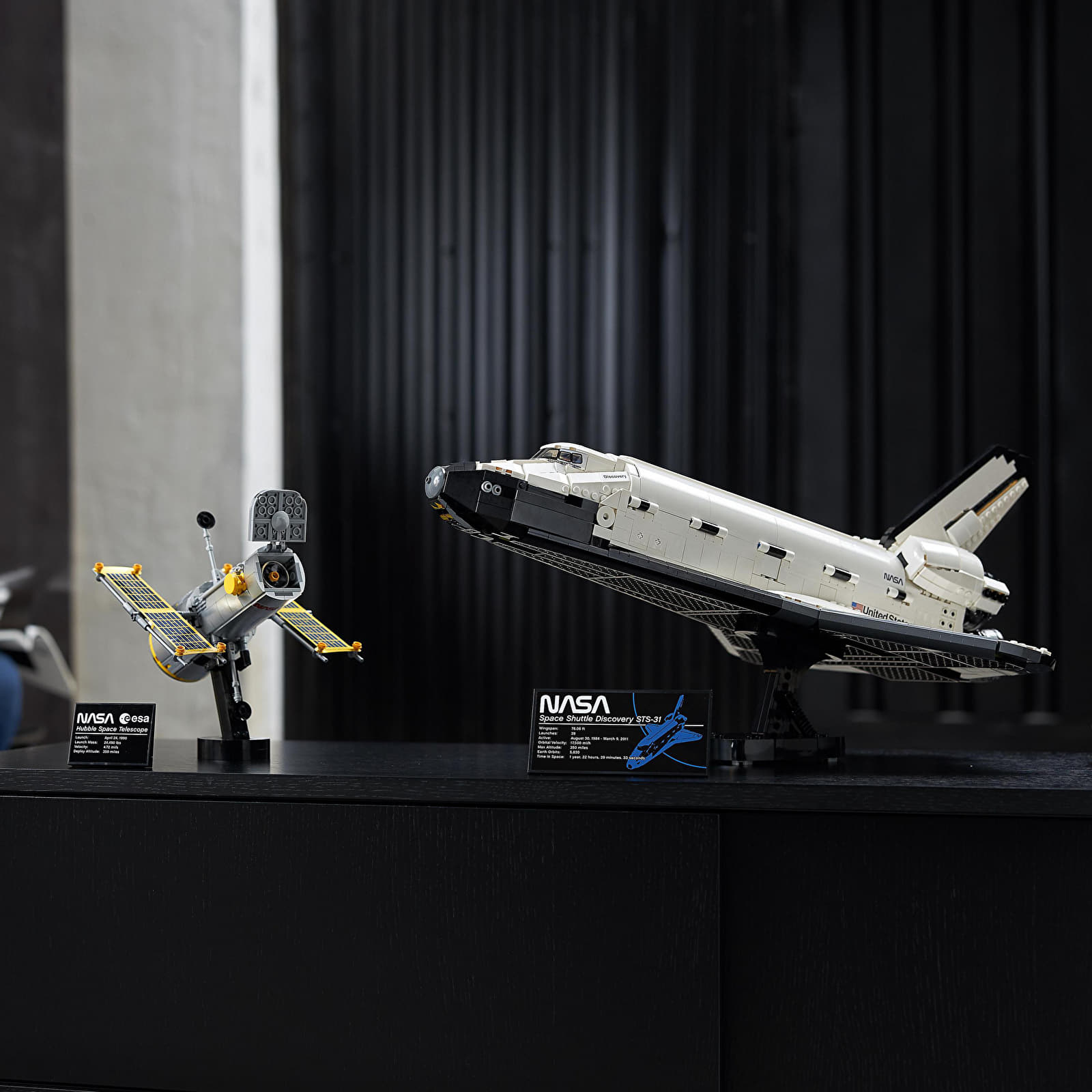 LEGO® készletek LEGO®️ ICONS 10283 NASA Space Shuttle Discovery