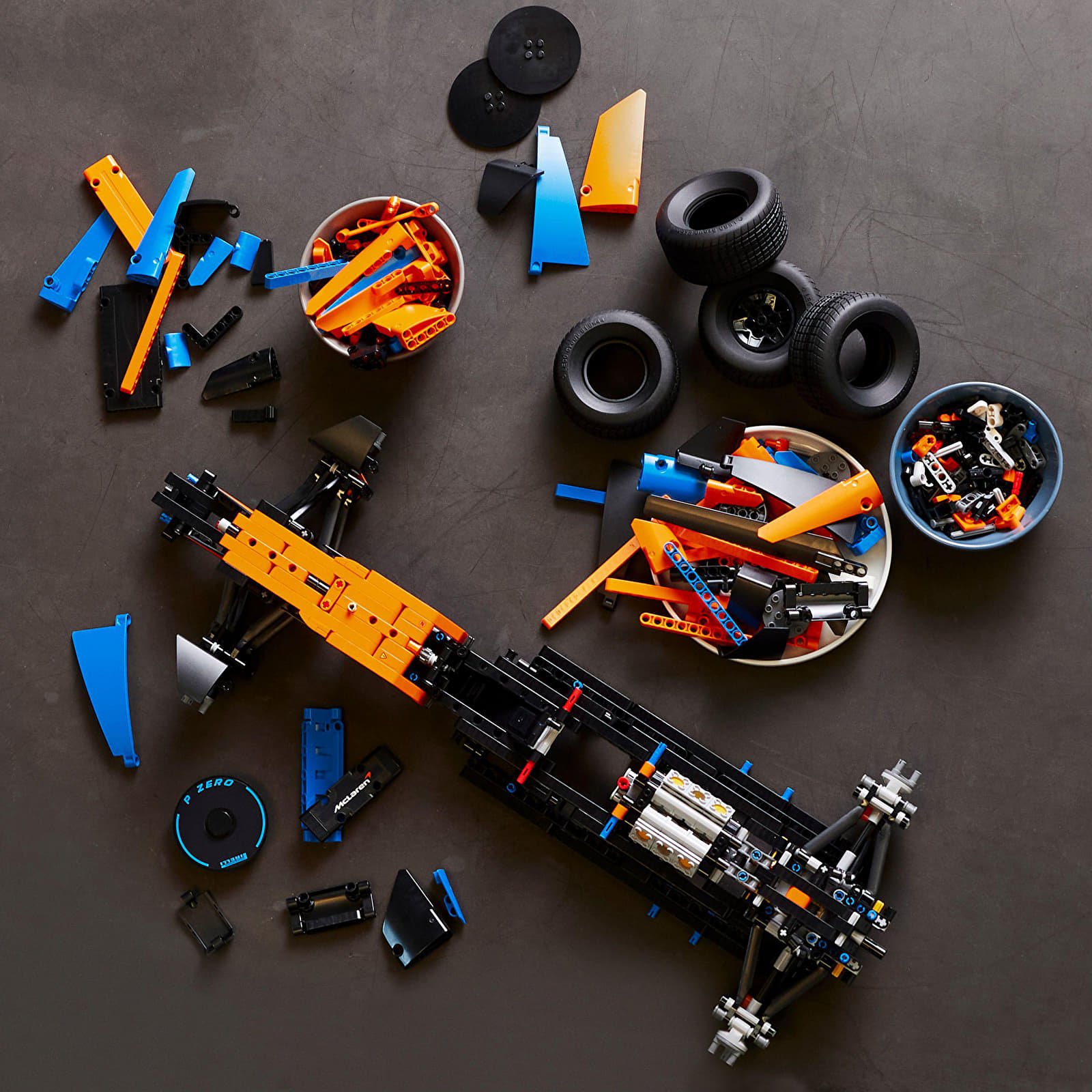 Trusele LEGO® LEGO®️ Technic 42141 McLaren Formula 1™ Race Car 