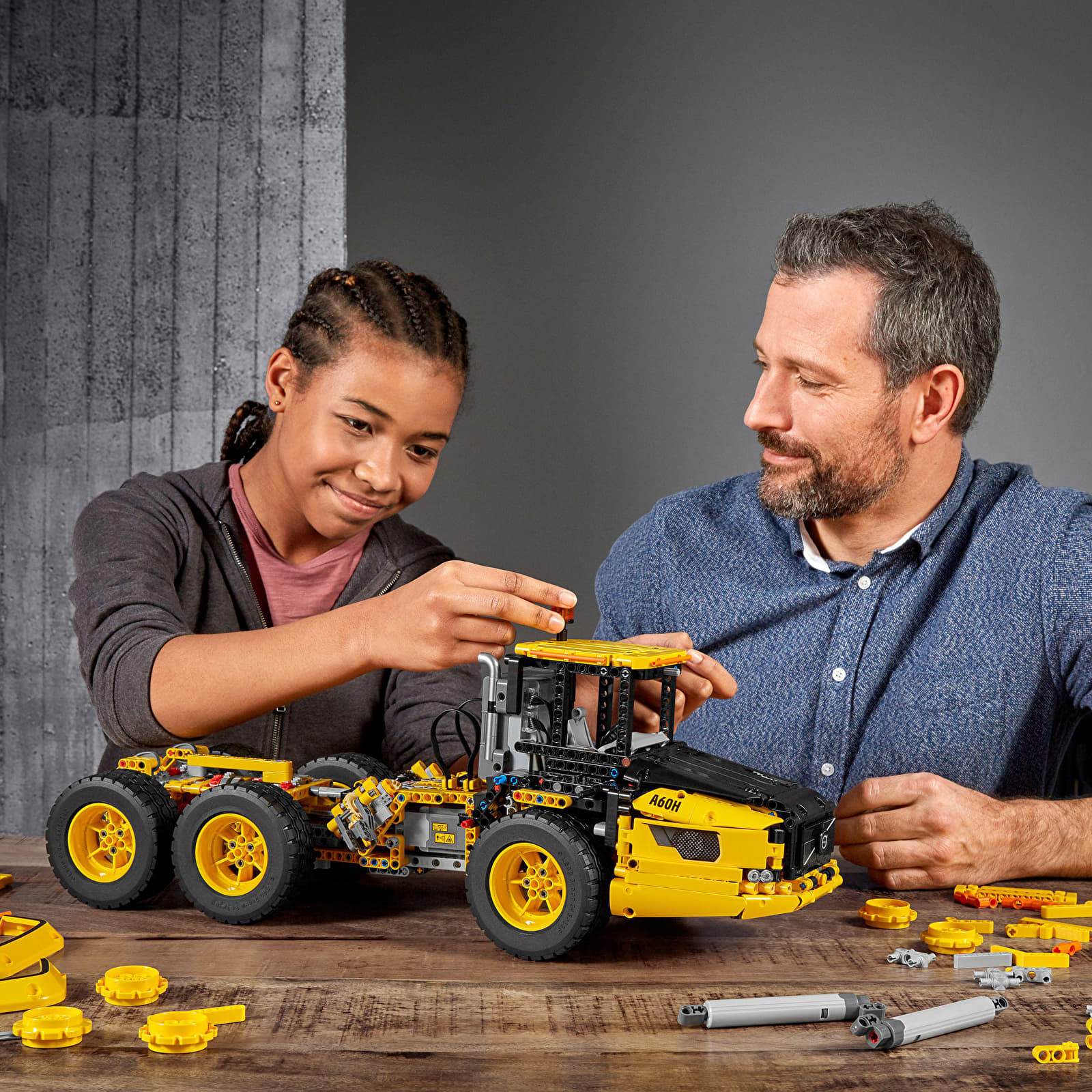 LEGO® készletek LEGO®️ Technic 42114 6x6 Volvo Articulated Hauler