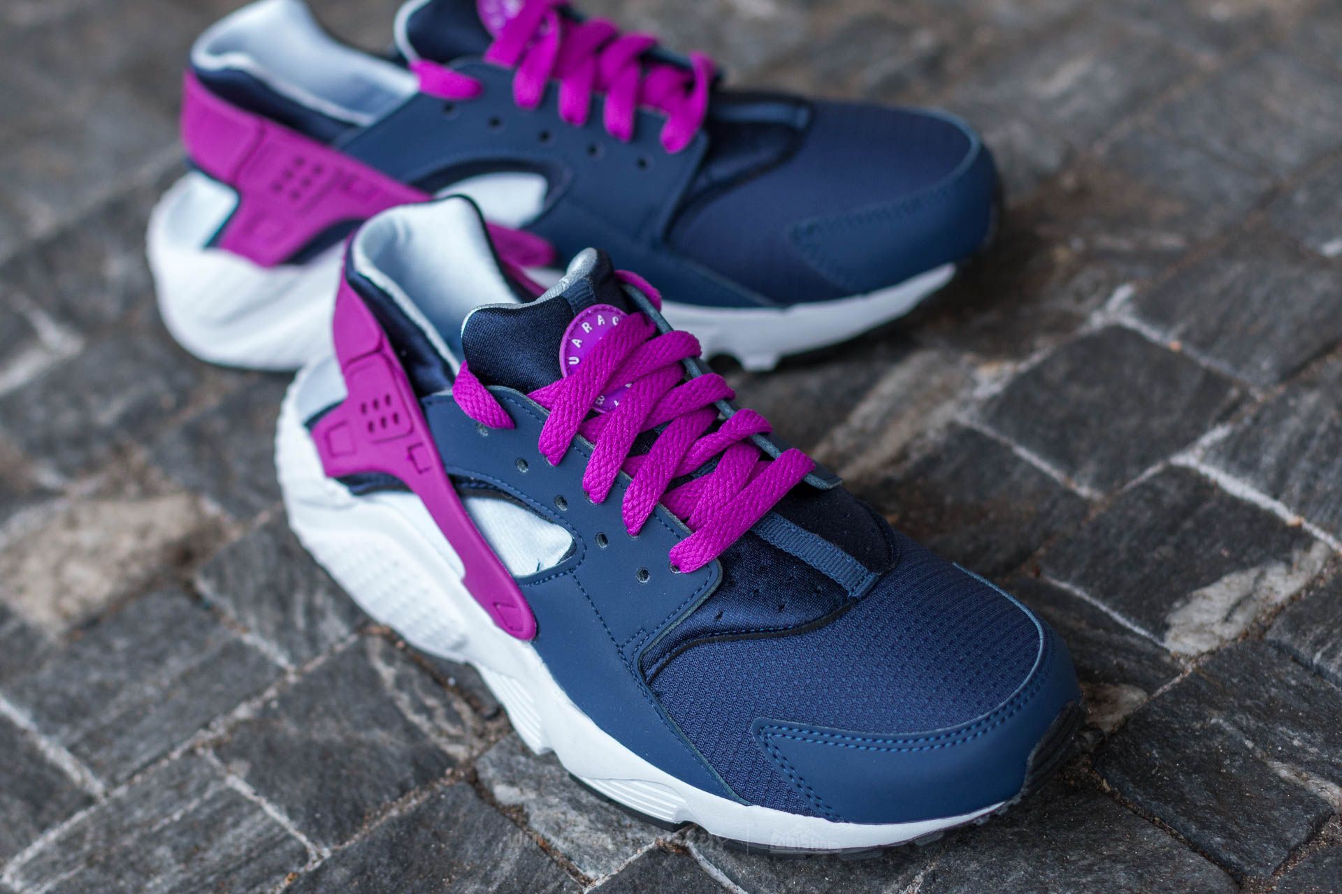 Women s shoes Nike Huarache Run GS Midnight Navy Hyper Violet Footshop