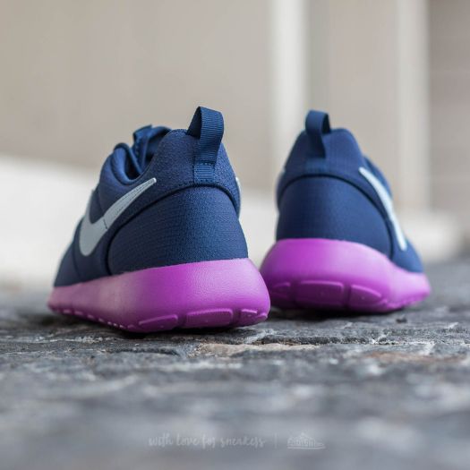 Women s shoes Nike Roshe One GS Midnight Navy Blue Tint Footshop