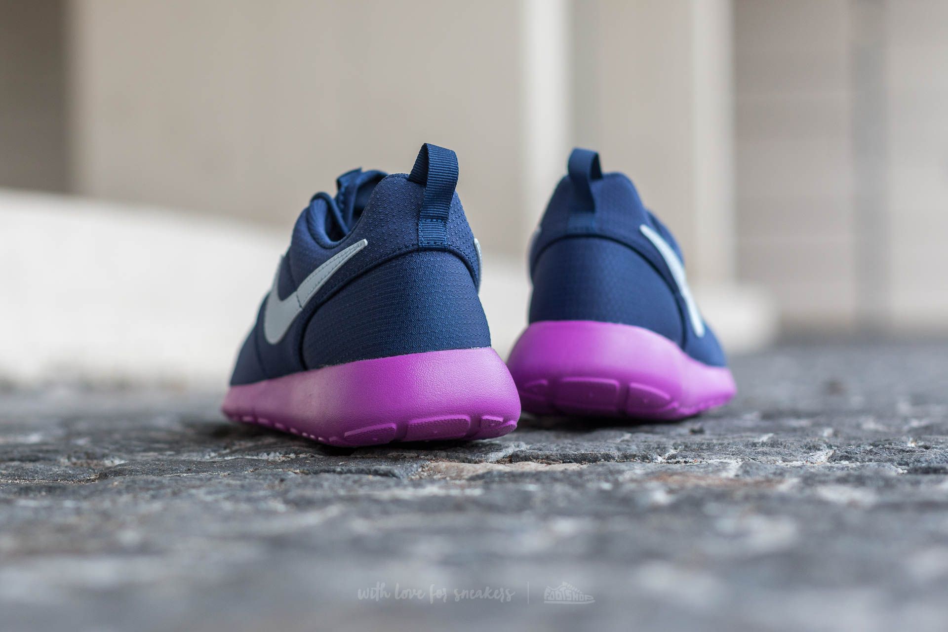Navy blue roshes womens sales