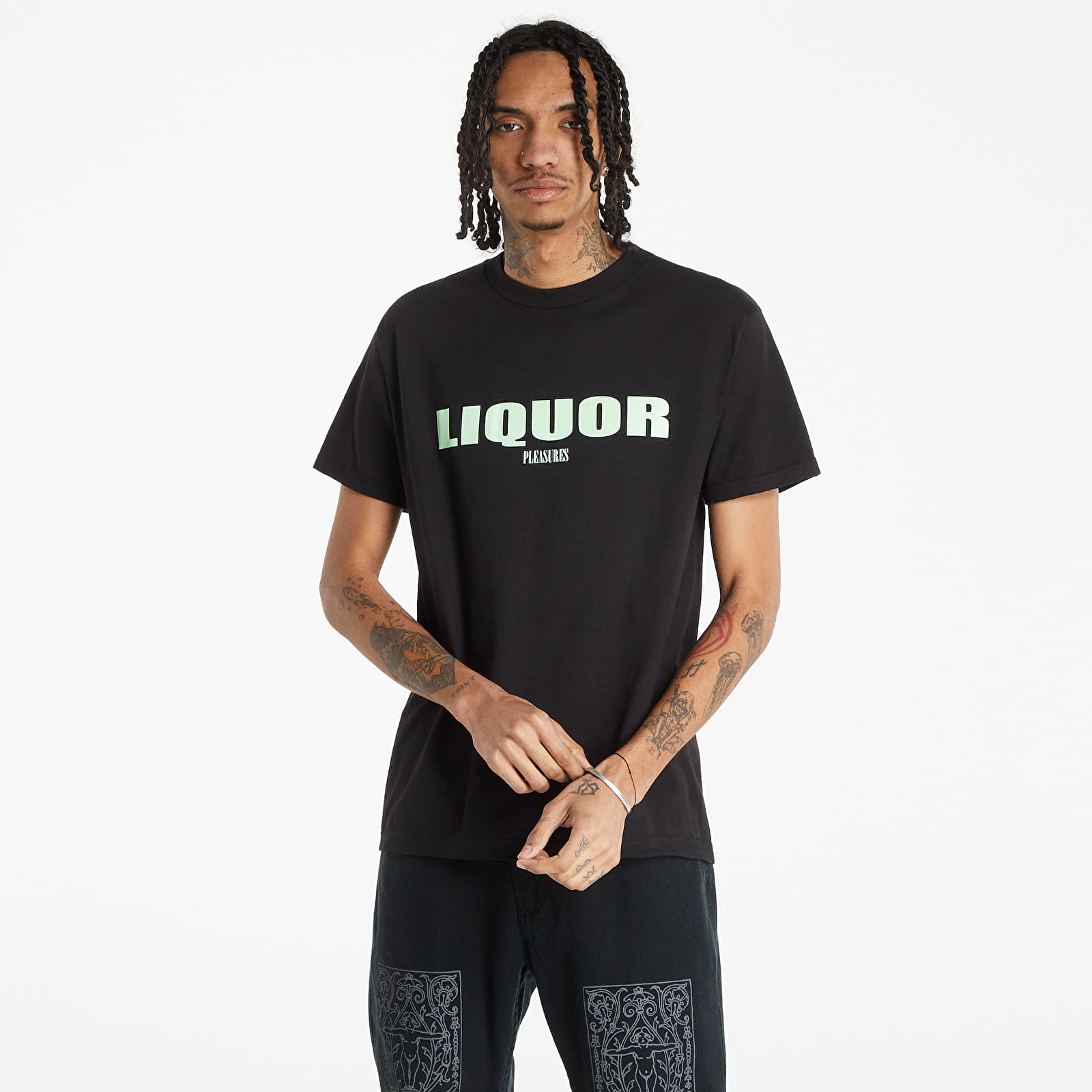 T-shirts PLEASURES Liquor T-Shirt Black