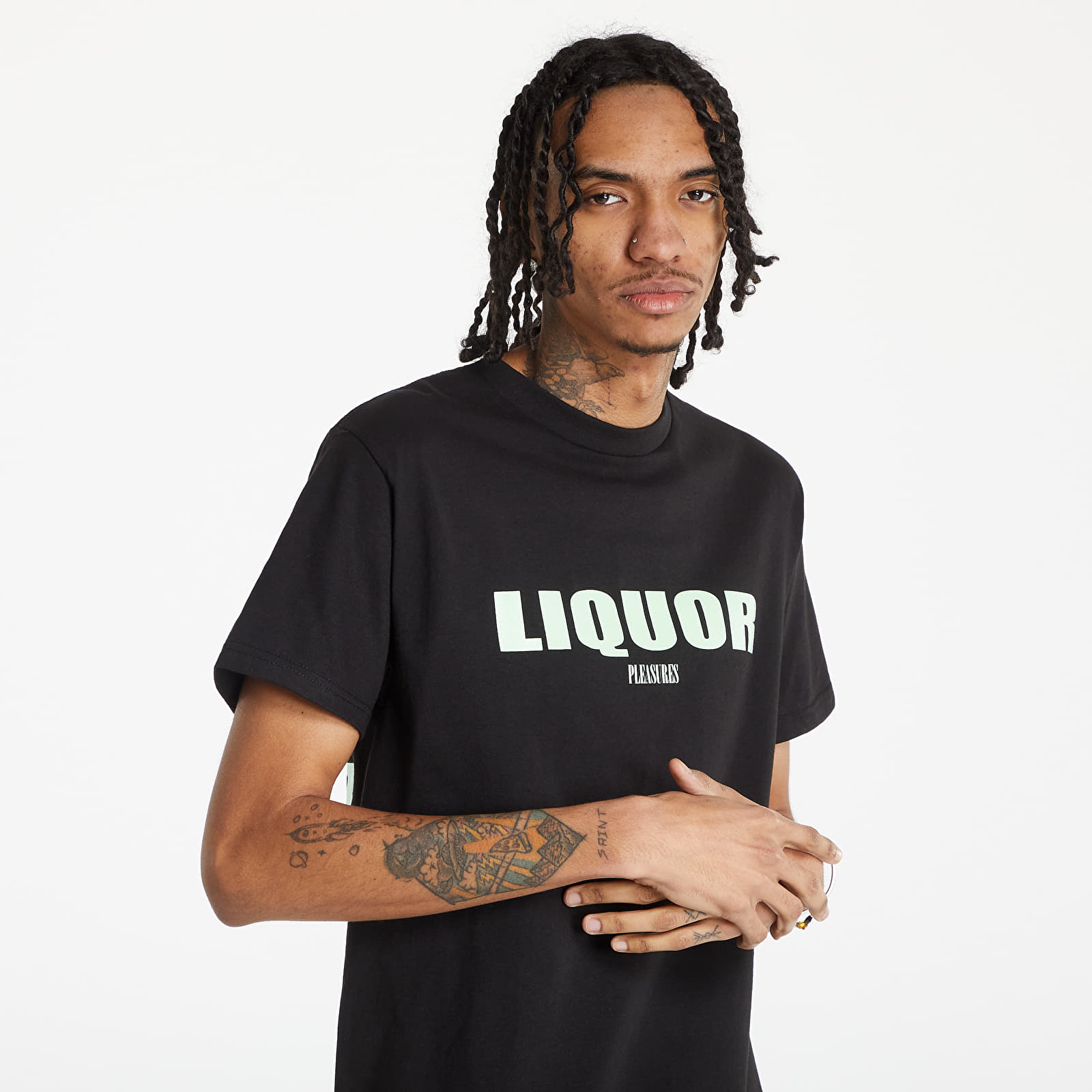 T-shirts PLEASURES Liquor T-Shirt Black