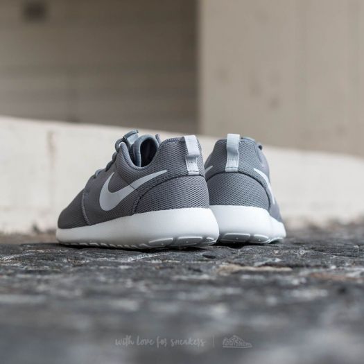 Women's shoes Nike W Roshe One Cool Grey/ Pure Platinum Footshop