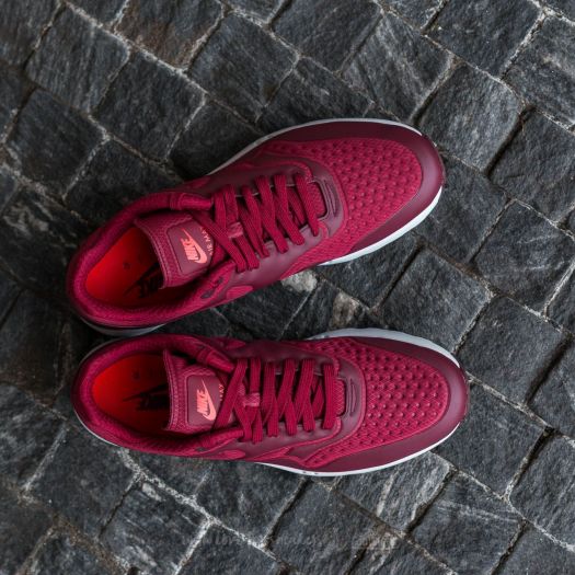 Nike air max 9 ultra 2. se team red shop